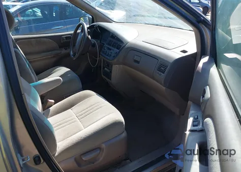 2000 Toyota Sienna Le from USA, damaged, VIN 4T3ZF13C2YU232902